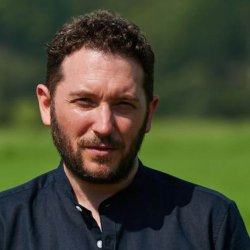 Comedian Jon Richardson to front pub TV show