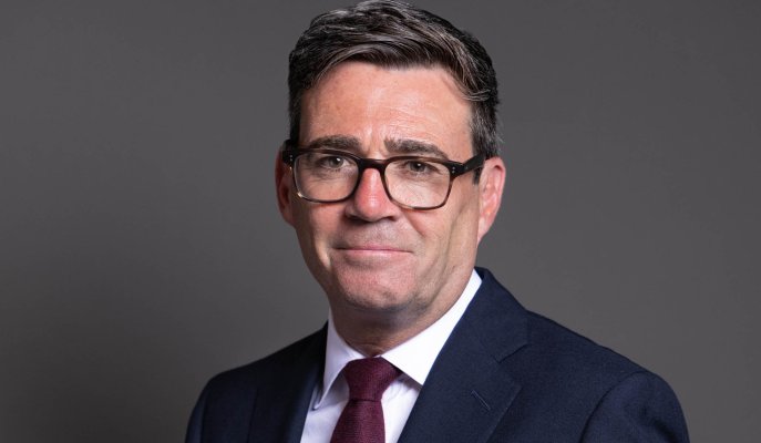 Burnham cuts pub business rates by 20%