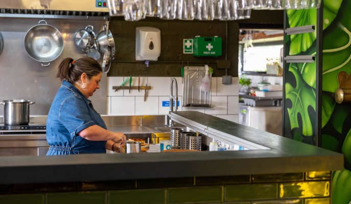 Restaurant Paternoster Farm to move into a pub