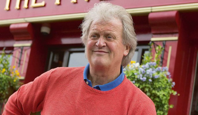 Tim Martin criticises Greene King over rates reform