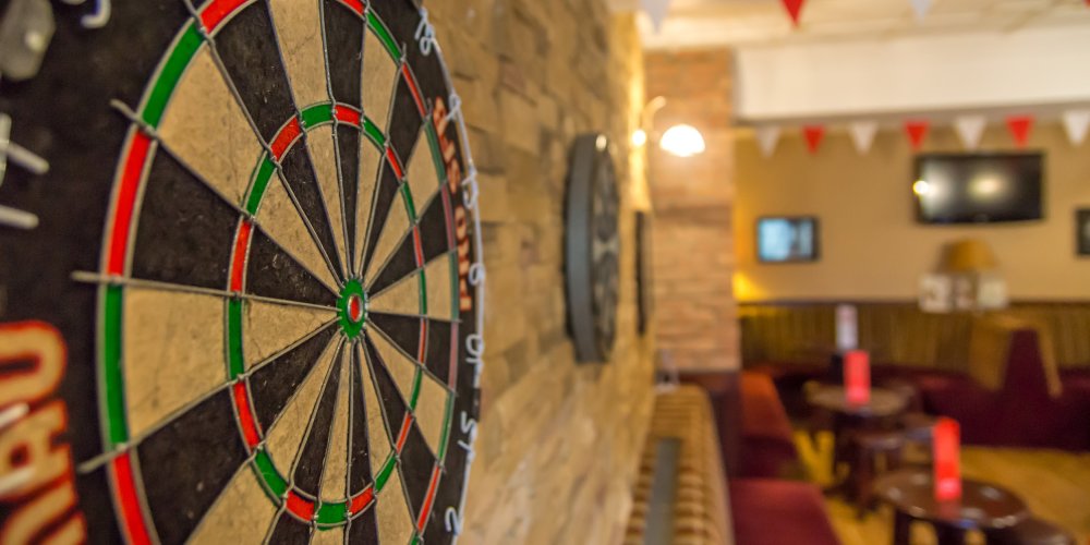 Pubs take flight with World Darts Championships