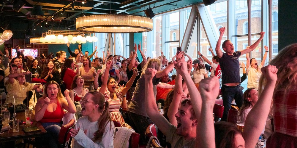Pub football viewing soars, as new season approaches