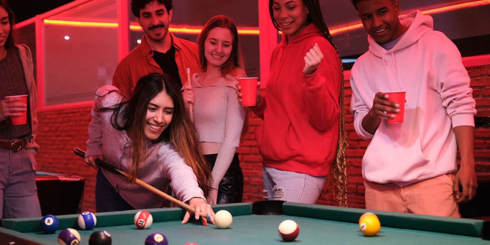 Consumers opting for more than a meal when venturing out