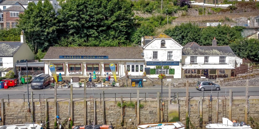 Stonegate Group to sell 23 free-of-tie sites