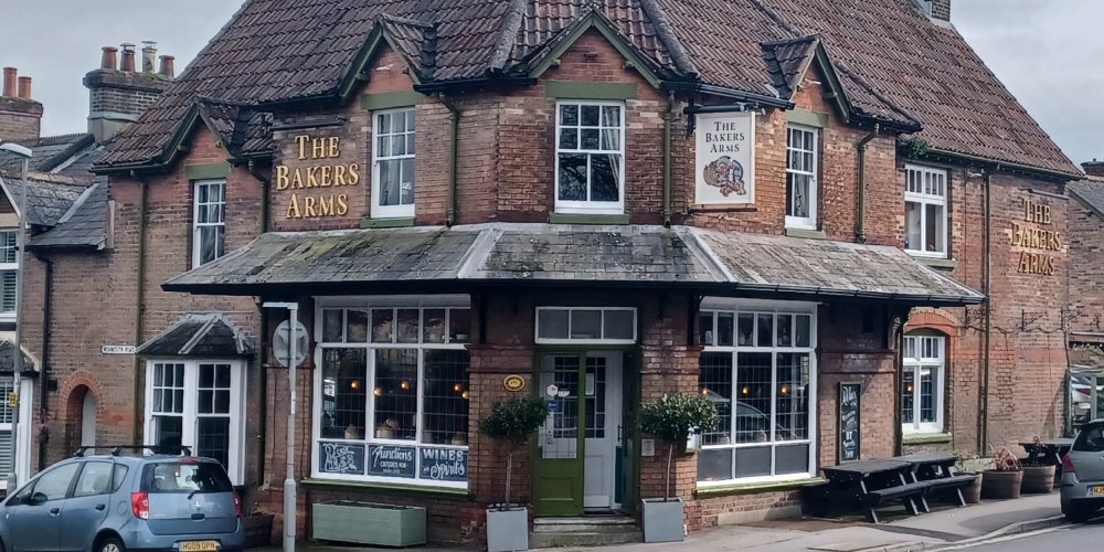 Red Oak Taverns acquires 19 pubs from Marston’s