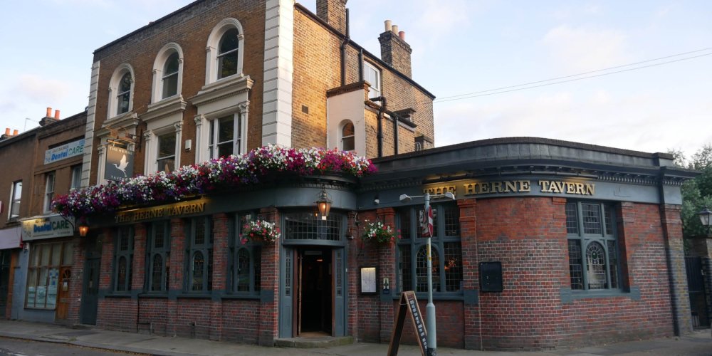 Urban Pubs & Bars buys East Dulwich site