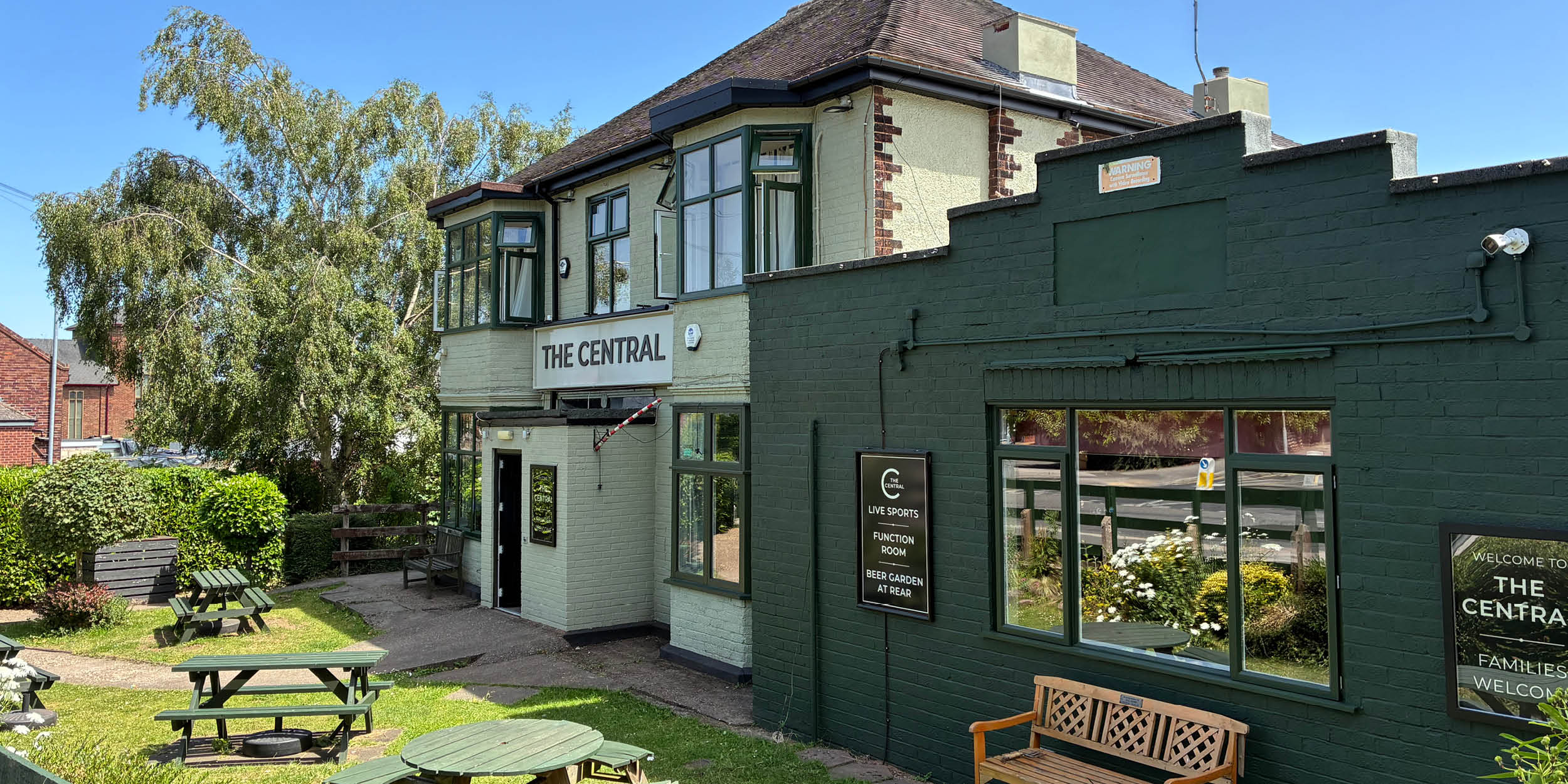 Admiral Taverns reopens Central Social Club
